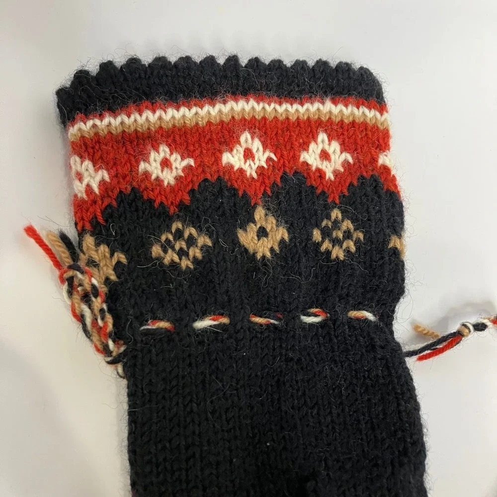 Handmade‎ mittens black red white one size cottagecore winter trendy
